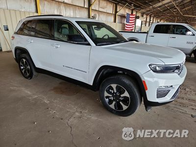 Czwarte zdjęcie samochodu z boku: 2024 JEEP GRAND CHEROKEE LIMITED 4XE VIN:1C4RJYB6XR8520371 - miniatura