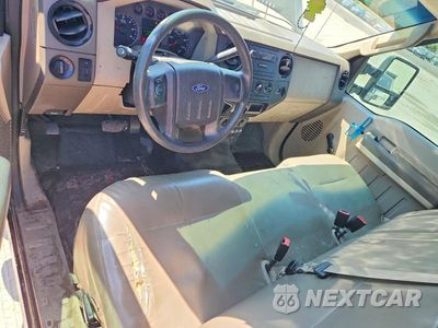 Zdjęcie 8 z 12 samochodu: 2008 FORD F350 SRW SUPER DUTY VIN:1FTWF30568ED82930 - miniatura