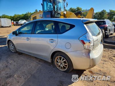 Drugie zdjęcie samochodu z przodu: 2014 TOYOTA PRIUS V THREE VIN:JTDZN3EUXEJ007576 - miniatura