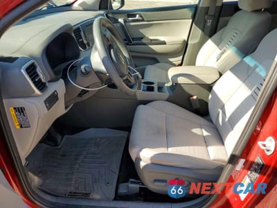 Zdjęcie 7 z 13 samochodu: 2017 KIA SPORTAGE LX VIN:KNDPM3AC2H7043416 - miniatura