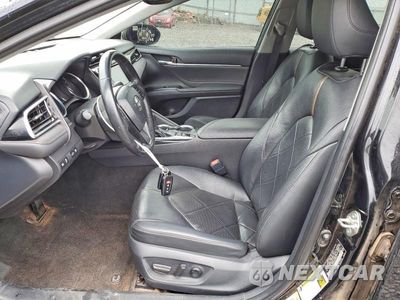 Zdjęcie 7 z 12 samochodu: 2018 TOYOTA CAMRY HYBRID XLE VIN:4T1B21HK1JU502360 - miniatura