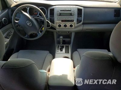 Zdjęcie 8 z 12 samochodu: 2008 TOYOTA TACOMA DOUBLE CAB PRERUNNER LONG BED VIN:3TMKU72N18M016232 - miniatura