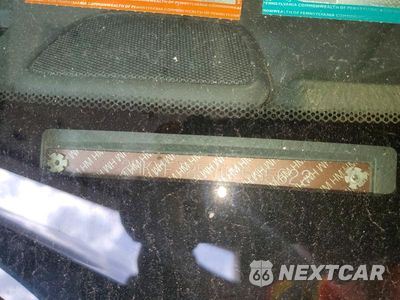 Zdjęcie 13 z 13 samochodu: 2004 HONDA PILOT EXL VIN:2HKYF18574H565622 - miniatura