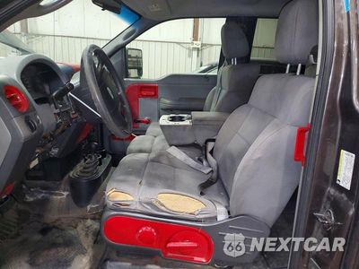 Zdjęcie 7 z 12 samochodu: 2005 FORD F150 VIN:1FTRX14W85FA18984 - miniatura