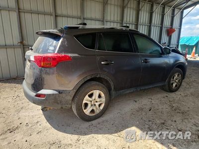 Trzecie zdjęcie samochodu z tyłu: 2015 TOYOTA RAV4 LE VIN:JTMZFREV1FJ058796 - miniatura