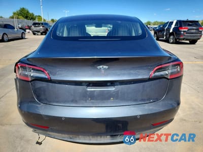 Zdjęcie 6 z 13 samochodu: 2018 TESLA MODEL 3 VIN:5YJ3E1EA5JF023718 - miniatura