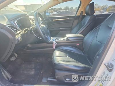 Zdjęcie 7 z 12 samochodu: 2020 FORD FUSION TITANIUM VIN:3FA6P0D97LR193742 - miniatura