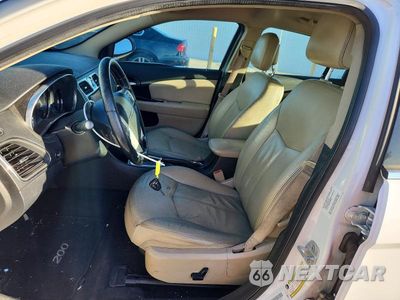 Zdjęcie 7 z 13 samochodu: 2013 CHRYSLER 200 LIMITED VIN:1C3CCBCG6DN679570 - miniatura