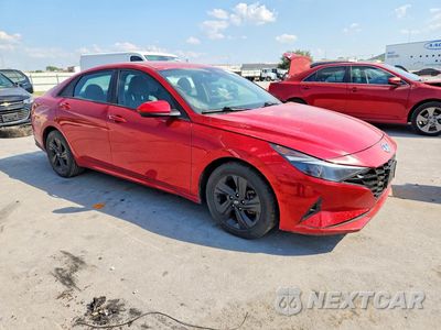 Czwarte zdjęcie samochodu z boku: 2021 HYUNDAI ELANTRA SEL VIN:5NPLM4AG7MH045420 - miniatura