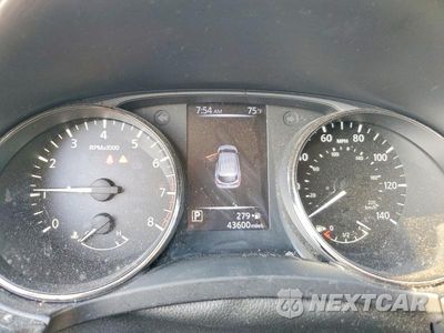Zdjęcie 9 z 14 samochodu: 2018 NISSAN ROGUE SPORT SV VIN:JN1BJ1CR6JW263472 - miniatura