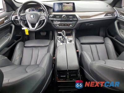 Zdjęcie 8 z 12 samochodu: 2019 BMW 530E VIN:WBAJA9C56KB388451 - miniatura