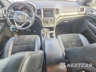 Zdjęcie 8 z 13 samochodu: 2018 JEEP GRAND CHEROKEE LAREDO VIN:1C4RJFAGXJC227988 - miniatura