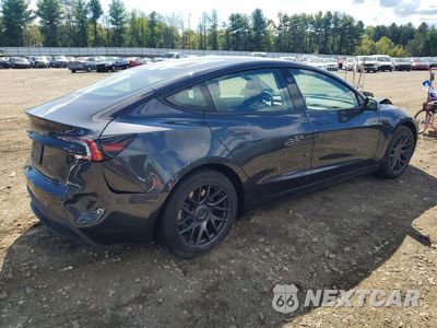Trzecie zdjęcie samochodu z tyłu: 2024 TESLA MODEL 3 VIN:5YJ3E1EAXRF722399 - miniatura
