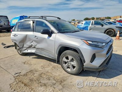 Czwarte zdjęcie samochodu z boku: 2025 TOYOTA RAV4 LE VIN:JTMLWRFV5SD355695 - miniatura