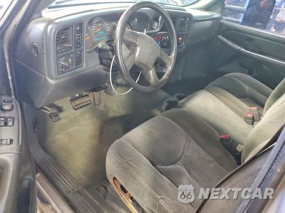 Zdjęcie 8 z 12 samochodu: 2004 CHEVROLET SILVERADO K2500 HEAVY DUTY VIN:1GCHK29U34E203231 - miniatura