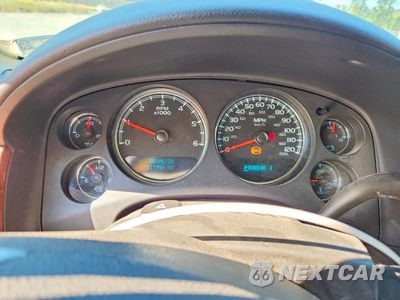 Zdjęcie 9 z 12 samochodu: 2008 GMC SIERRA K2500 HEAVY DUTY VIN:1GTHK29K48E143321 - miniatura