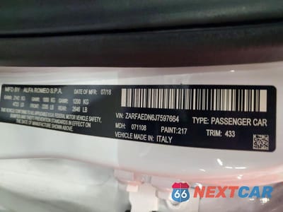 Zdjęcie 12 z 12 samochodu: 2018 ALFA ROMEO GIULIA Q4 VIN:ZARFAEDN6J7597664 - miniatura