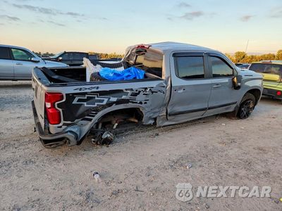Trzecie zdjęcie samochodu z tyłu: 2024 CHEVROLET SILVERADO K1500 RST VIN:1GCUDEEL3RZ297473 - miniatura