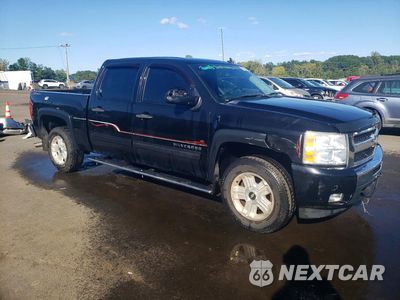 Czwarte zdjęcie samochodu z boku: 2011 CHEVROLET SILVERADO K1500 LT VIN:1GCPKSE32BF226063 - miniatura