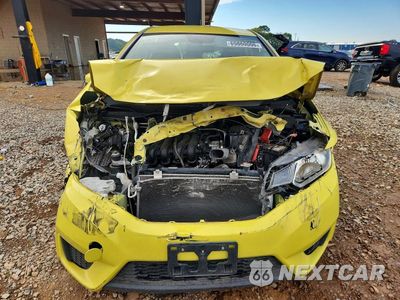 Piąte zdjęcie samochodu w środku: 2016 HONDA FIT LX VIN:JHMGK5H53GS015921 - miniatura