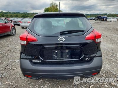 Zdjęcie 6 z 14 samochodu: 2019 NISSAN KICKS SV VIN:3N1CP5CU4KL565915 - miniatura
