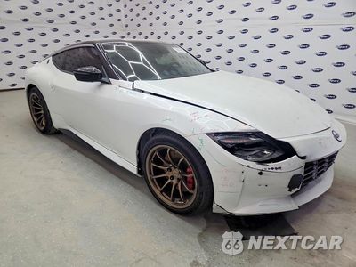 Czwarte zdjęcie samochodu z boku: 2024 NISSAN Z PERFORMANCE VIN:JN1BZ4BH2RM365796 - miniatura