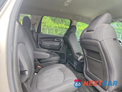 Zdjęcie 11 z 13 samochodu: 2011 CHEVROLET TRAVERSE LT VIN:1GNKVGED5BJ401689 - miniatura