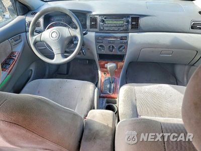 Zdjęcie 8 z 12 samochodu: 2006 TOYOTA COROLLA LE VIN:1NXBR32E16Z701376 - miniatura