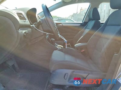 Zdjęcie 7 z 12 samochodu: 2013 VOLKSWAGEN GOLF VIN:WVWDB7AJXDW128261 - miniatura