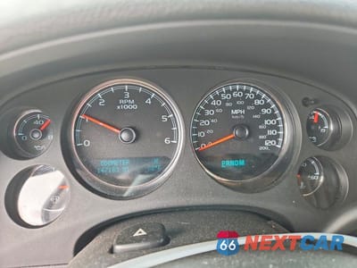 Zdjęcie 9 z 14 samochodu: 2011 CHEVROLET SUBURBAN K1500 LT VIN:1GNSKJE32BR307798 - miniatura