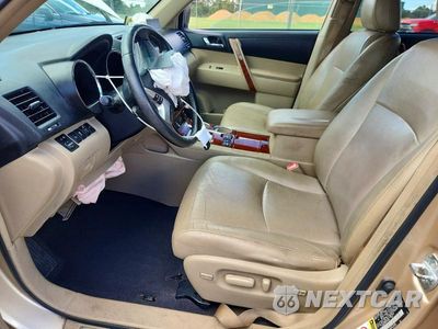 Zdjęcie 13 z 28 samochodu: 2012 TOYOTA HIGHLANDER LIMITED VIN:5TDDK3EH9CS170435 - miniatura