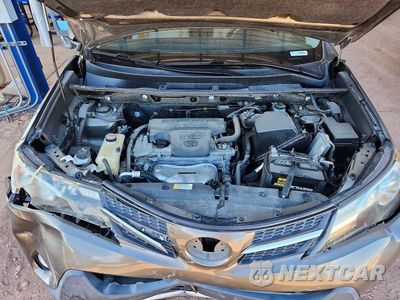 Zdjęcie 12 z 13 samochodu: 2015 TOYOTA RAV4 XLE VIN:JTMWFREV8FD072017 - miniatura