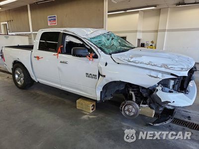 Czwarte zdjęcie samochodu z boku: 2018 RAM 1500 SLT VIN:1C6RR7LM7JS241961 - miniatura