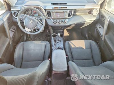 Zdjęcie 8 z 13 samochodu: 2015 TOYOTA RAV4 LE VIN:2T3BFREV1FW247953 - miniatura