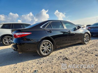 Trzecie zdjęcie samochodu z tyłu: 2016 TOYOTA CAMRY SE VIN:4T1BF1FK4GU211819 - miniatura