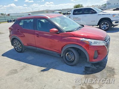 Czwarte zdjęcie samochodu z boku: 2021 NISSAN KICKS SV VIN:3N1CP5CV3ML472198 - miniatura