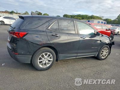 Trzecie zdjęcie samochodu z tyłu: 2022 CHEVROLET EQUINOX LS VIN:2GNAXHEVXN6118470 - miniatura