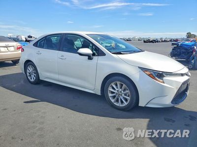 Czwarte zdjęcie samochodu z boku: 2021 TOYOTA COROLLA LE VIN:5YFVPMAE0MP152942 - miniatura