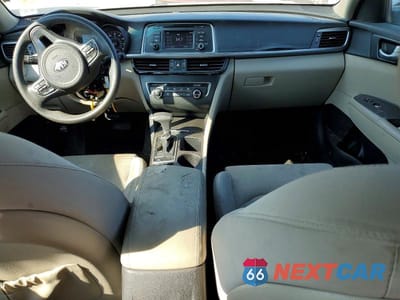 Zdjęcie 8 z 12 samochodu: 2016 KIA OPTIMA LX VIN:5XXGT4L3XGG048147 - miniatura