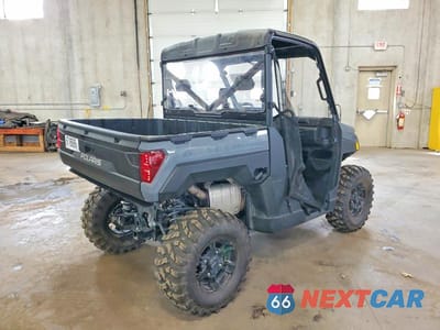 Czwarte zdjęcie samochodu z boku: 2025 POLARIS RANGER XP 1000 PREMIUM VIN:4XARRE994S8722482 - miniatura