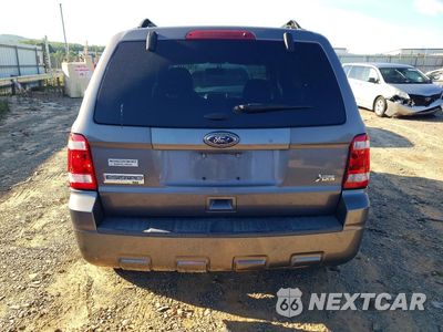Zdjęcie 6 z 13 samochodu: 2012 FORD ESCAPE XLT VIN:1FMCU9DG5CKA62401 - miniatura