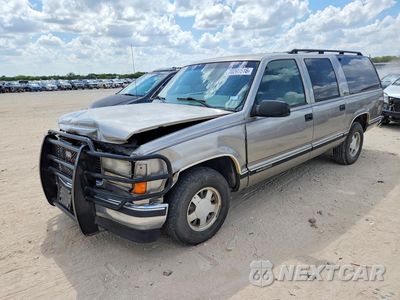 1999 GMC SUBURBAN C1500 3GKEC16RXXG549854 - główne zdjęcie licytacji z USA - miniatura