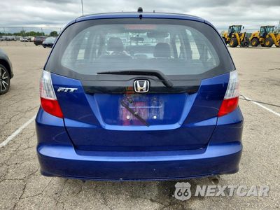 Zdjęcie 6 z 12 samochodu: 2013 HONDA FIT VIN:JHMGE8H32DC078196 - miniatura