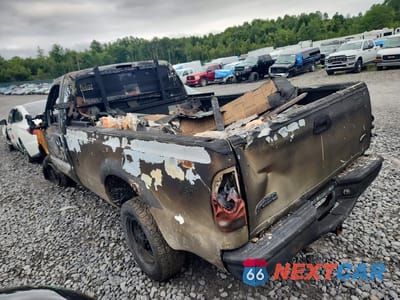 Drugie zdjęcie samochodu z przodu: 2003 FORD F250 SUPER DUTY VIN:1FTNF21L33EC82442 - miniatura