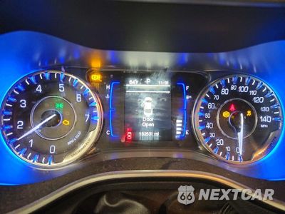Zdjęcie 9 z 13 samochodu: 2015 CHRYSLER 200 LIMITED VIN:1C3CCCAB2FN529374 - miniatura