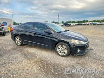 Czwarte zdjęcie samochodu z boku: 2020 HYUNDAI ELANTRA SEL VIN:KMHD84LF5LU944175 - miniatura
