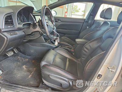 Zdjęcie 7 z 12 samochodu: 2018 HYUNDAI ELANTRA SPORT VIN:KMHD04LB0JU552920 - miniatura