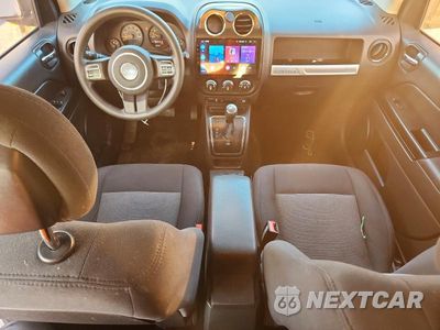 Zdjęcie 8 z 13 samochodu: 2015 JEEP COMPASS SPORT VIN:1C4NJCBA4FD131167 - miniatura