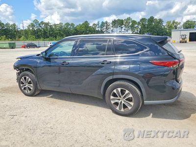 Drugie zdjęcie samochodu z przodu: 2021 TOYOTA HIGHLANDER XLE VIN:5TDGZRAH3MS516563 - miniatura