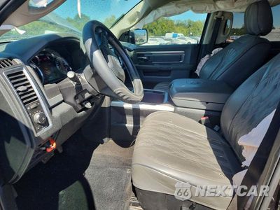 Zdjęcie 7 z 12 samochodu: 2016 RAM 1500 SLT VIN:1C6RR6LT5GS263404 - miniatura